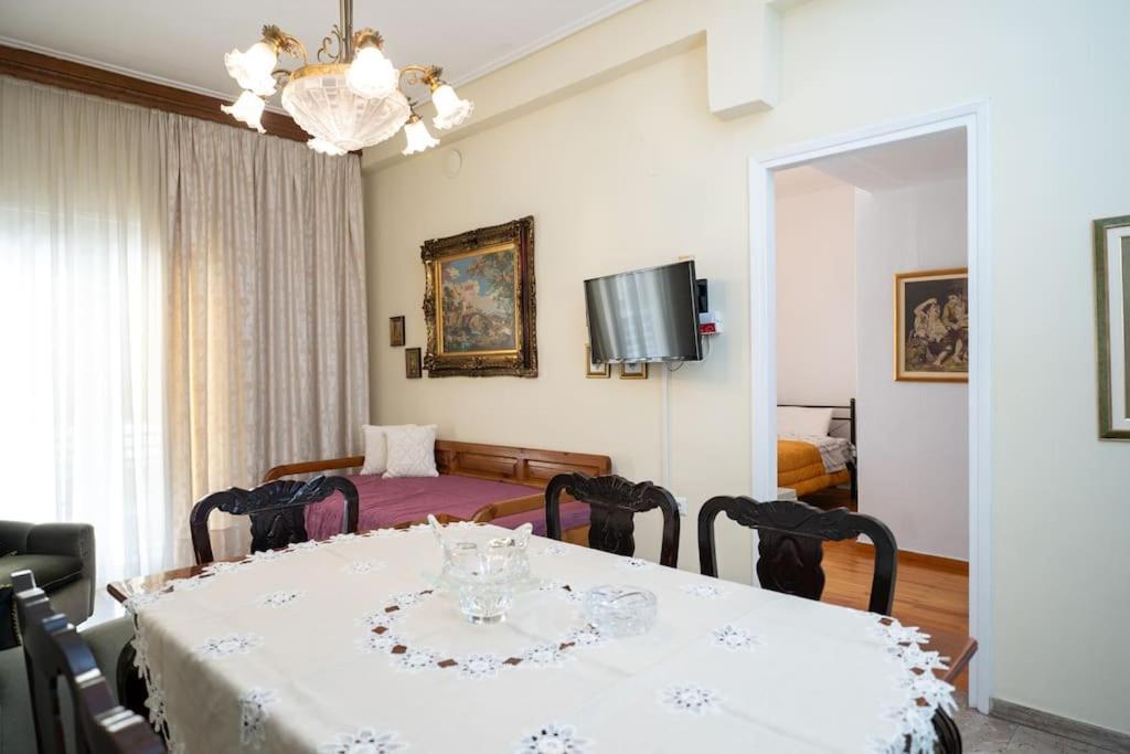 Theoni Central Apartment 卡兰巴卡 外观 照片